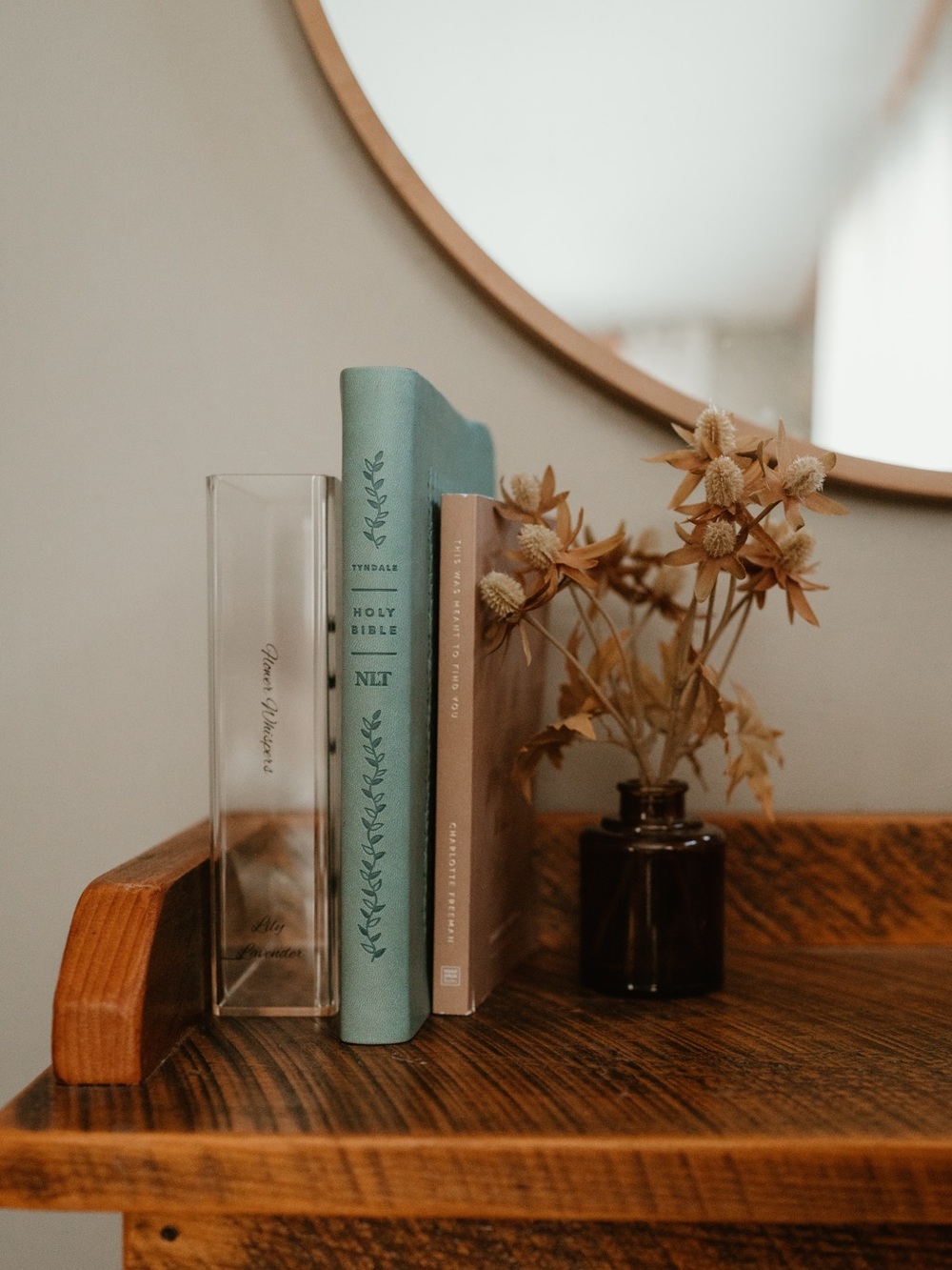 ✨NEW✨ Clear Acrylic Book Shaped Vase